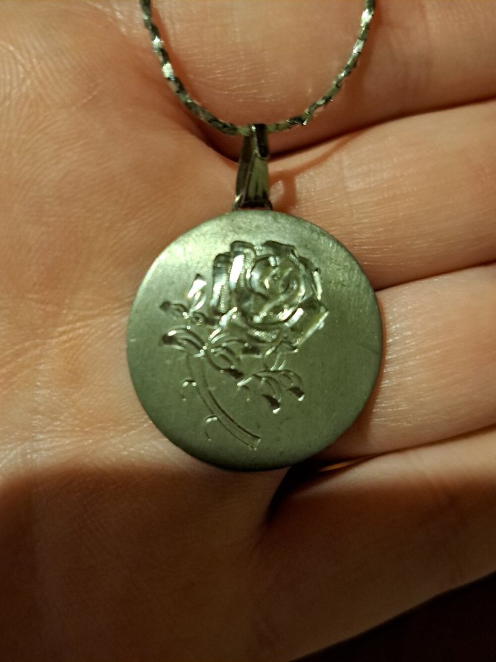 VTG Rose Etched Pewter Pendant Necklace
